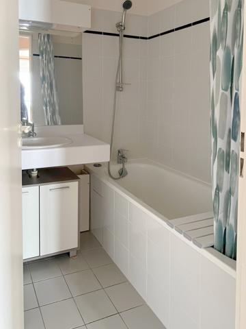 Appartement T2 / Terrasse/ Parking/ Calme