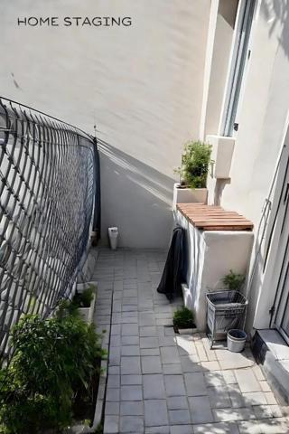 Petit Duplex 11m2 avec terrasse 1er arrondissement Paris 2 pièce(s) 12 m2