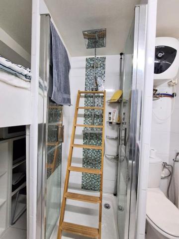 Petit Duplex 11m2 avec terrasse 1er arrondissement Paris 2 pièce(s) 12 m2