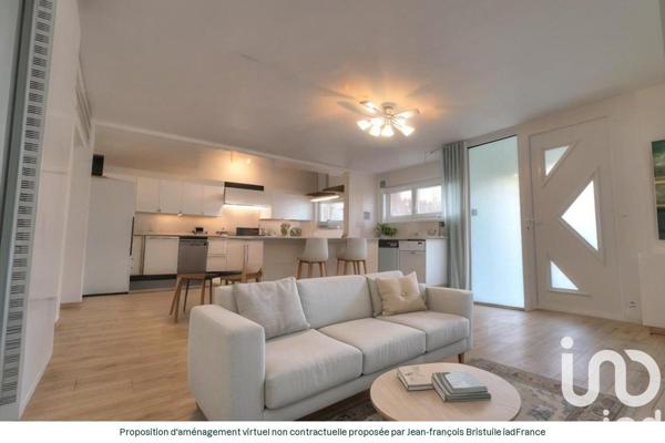 Appartement 4 pièces de 82 m² à Toul (54200)