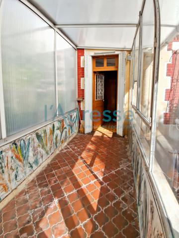 SURESNES le calme parfait Maison bien exposée