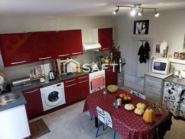 Maison d habitation avec jardin