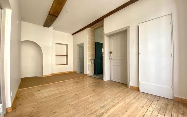 Appartement à louer    1 pièce •  Dijon