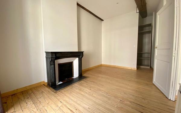 Appartement à louer    1 pièce •  Dijon