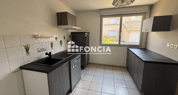 À vendre Maison 4 pièces 83.49 m² - Condom 32100