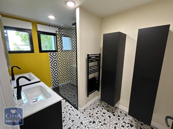 Appartement à louer 3 pièces 69.6m² Carnac (56340)