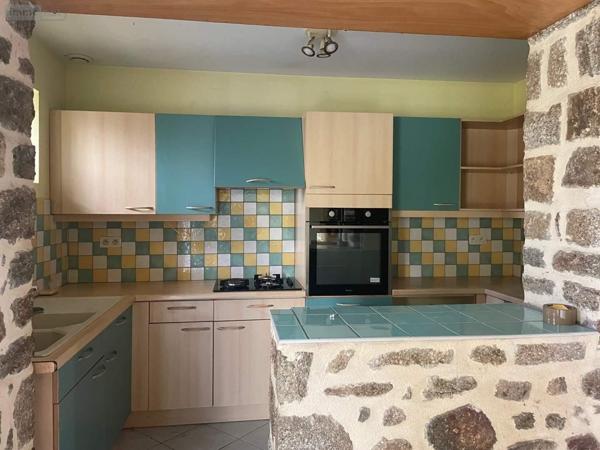 Maison à vendre à Contest en Mayenne (53100), ref : 046/840