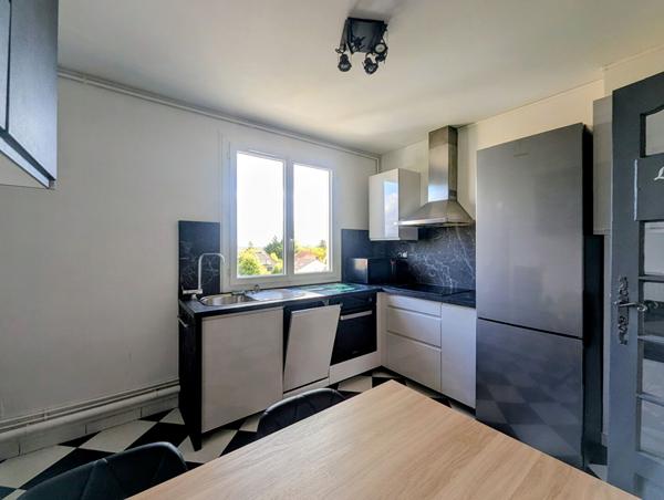 Appartement meublé Le Mesnil Le Roi 3 pièces 57.54 m2 , Le mesnil le roi