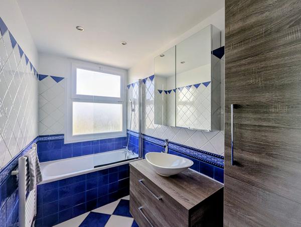 Appartement meublé Le Mesnil Le Roi 3 pièces 57.54 m2 , Le mesnil le roi