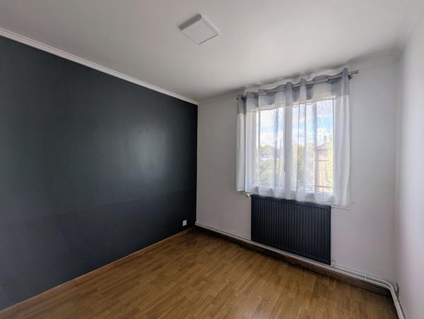 Appartement meublé Le Mesnil Le Roi 3 pièces 57.54 m2 , Le mesnil le roi