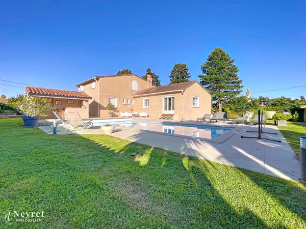 RARE - CHARLY - Maison familiale 5 Chambres de 175 m² avec piscine et pool house – secteur résidentiel
