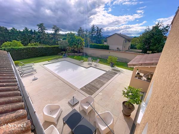 RARE - CHARLY - Maison familiale 5 Chambres de 175 m² avec piscine et pool house – secteur résidentiel