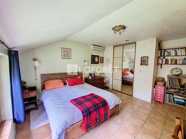 Achat maison Camaret-sur-Aigues - 15 pièce(s) - 465 m² - 699 000 €