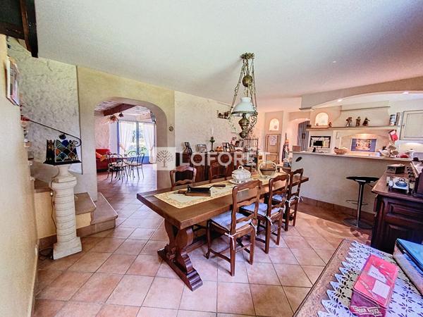 Achat maison Camaret-sur-Aigues - 15 pièce(s) - 465 m² - 699 000 €