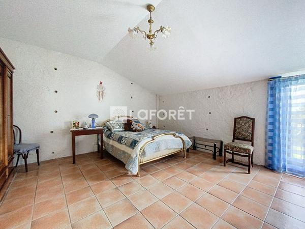 Achat maison Camaret-sur-Aigues - 15 pièce(s) - 465 m² - 699 000 €