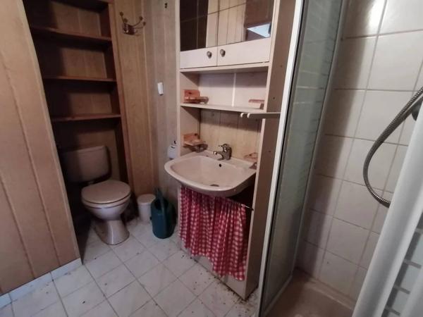 Maison en pierre à rénover à Saint-Maurice-la-Souterraine