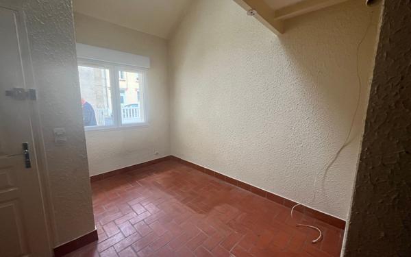 Appartement à vendre    2 pièces • 24 m2 Reims