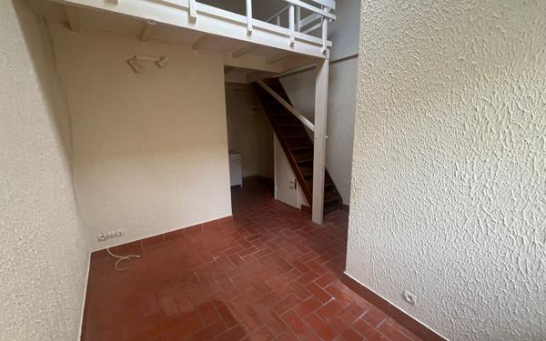 Appartement à vendre    2 pièces • 24 m2 Reims