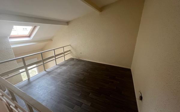 Appartement à vendre    2 pièces • 24 m2 Reims