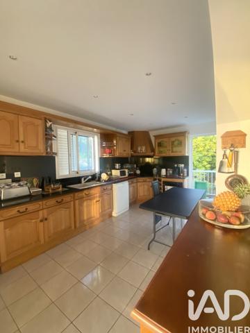 Maison à vendre 5 pièces 198 m² Saint-Pierre