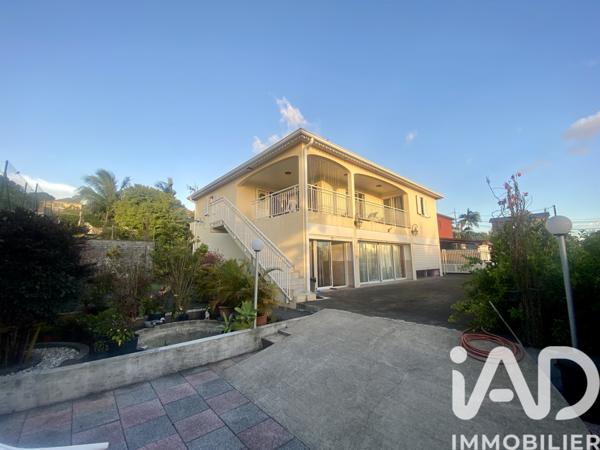 Maison à vendre 5 pièces 198 m² Saint-Pierre