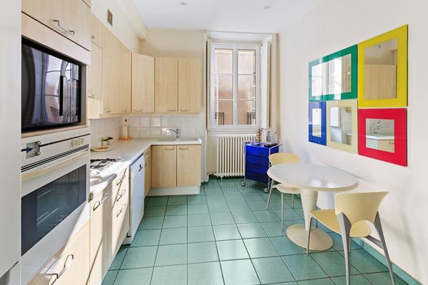 Nantes-GRASLIN-6 pièces-190m²-GRENIER-CAVE,  
Nantes 44000