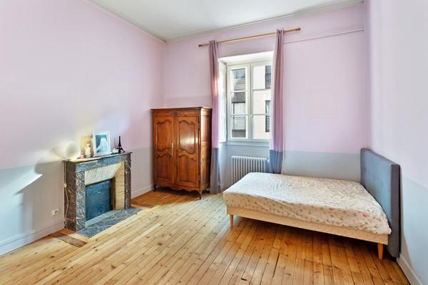 Nantes-GRASLIN-6 pièces-190m²-GRENIER-CAVE,  
Nantes 44000