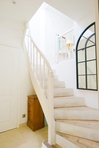 Villa anglo-normande d’exception avec vue mer, proche de Deauville.