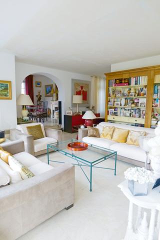 Villa anglo-normande d’exception avec vue mer, proche de Deauville.