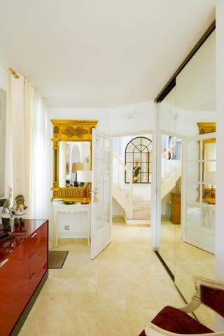 Villa anglo-normande d’exception avec vue mer, proche de Deauville.