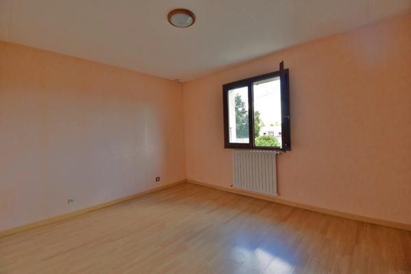 Maison à vendre 7 pièces SAINT AGREVE (07)