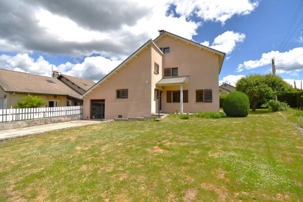 Maison à vendre 7 pièces SAINT AGREVE (07)