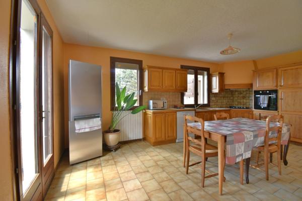 Maison à vendre 7 pièces SAINT AGREVE (07)