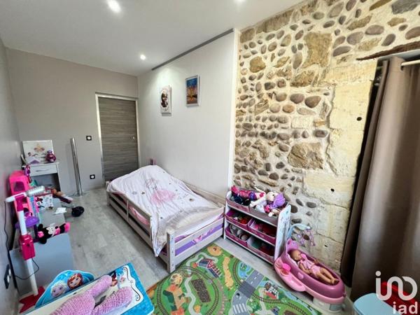 Maison 4 pièces de 137 m² à Générac (30510)