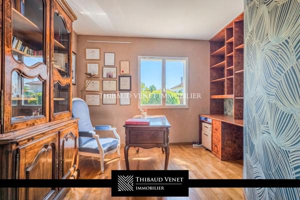 Villa à vendre, 8 pièces - Bourg-en-Bresse 01000