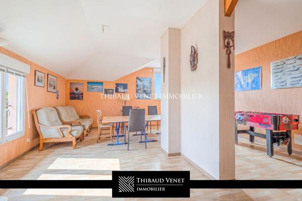 Villa à vendre, 8 pièces - Bourg-en-Bresse 01000