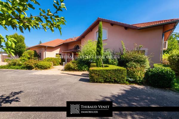 Villa à vendre, 8 pièces - Bourg-en-Bresse 01000