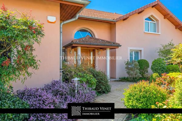 Villa à vendre, 8 pièces - Bourg-en-Bresse 01000