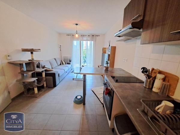 Appartement à louer 2 pièces 42m²