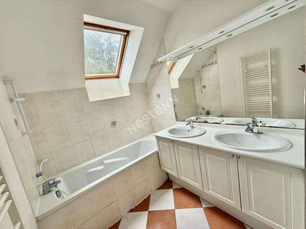 Maison AVRILLE DOMAINE DE L ETANG