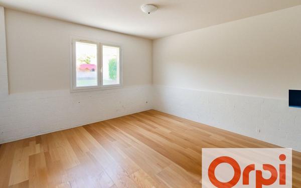 Maison à vendre    5 pièces •  Pompignan