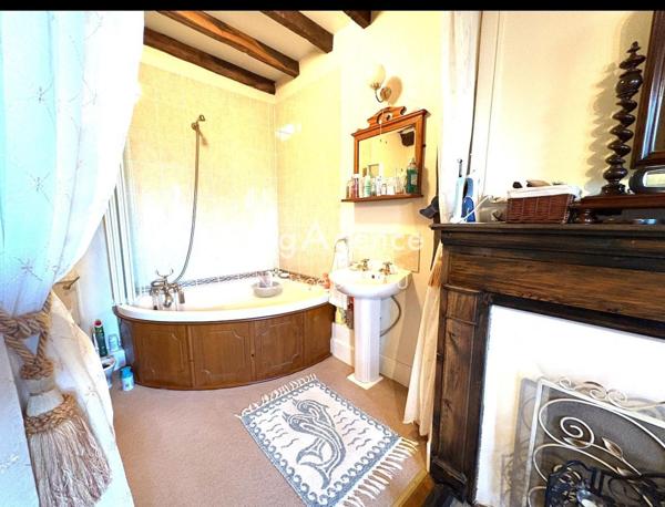 Maison à NOUES DE SIENNE, 14380 - 8 pièces 140m²