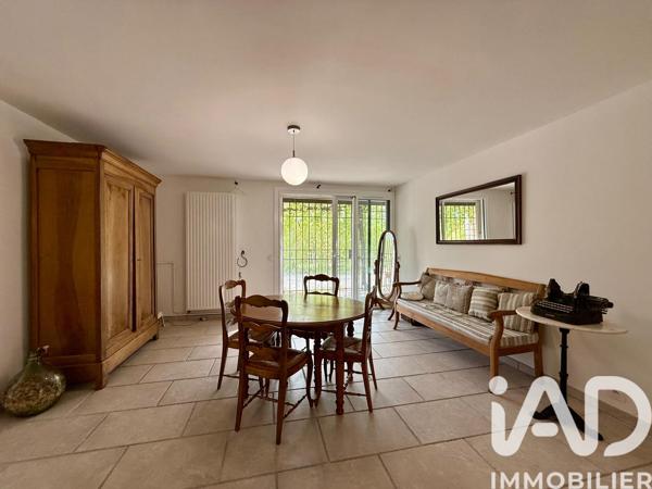Maison à vendre 11 pièces 210 m² Sorgues