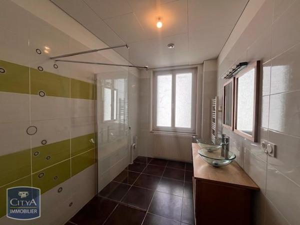 Appartement à louer 3 pièces 85.98m²