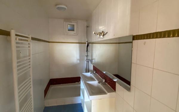 Maison à vendre    3 pièces • 86 m2 Vourey