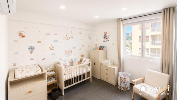 AJACCIO - F3 rénové de 74m² avec parking et cave