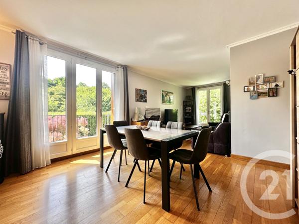 Appartement F5 à vendre  5 pièces - 95,27 m2 ST GERMAIN EN LAYE - 78