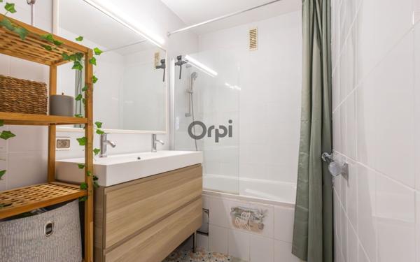 Appartement à vendre    3 pièces • 60,07 m2 Le Plessis-Robinson