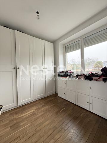 REGUINY - Jolie propriété des années 50 à vendre, 3 chambres, garage et 810 m² de jardin