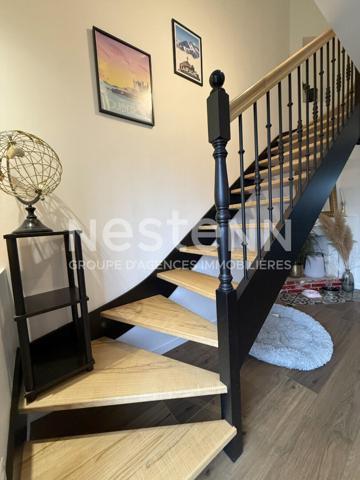 REGUINY - Jolie propriété des années 50 à vendre, 3 chambres, garage et 810 m² de jardin